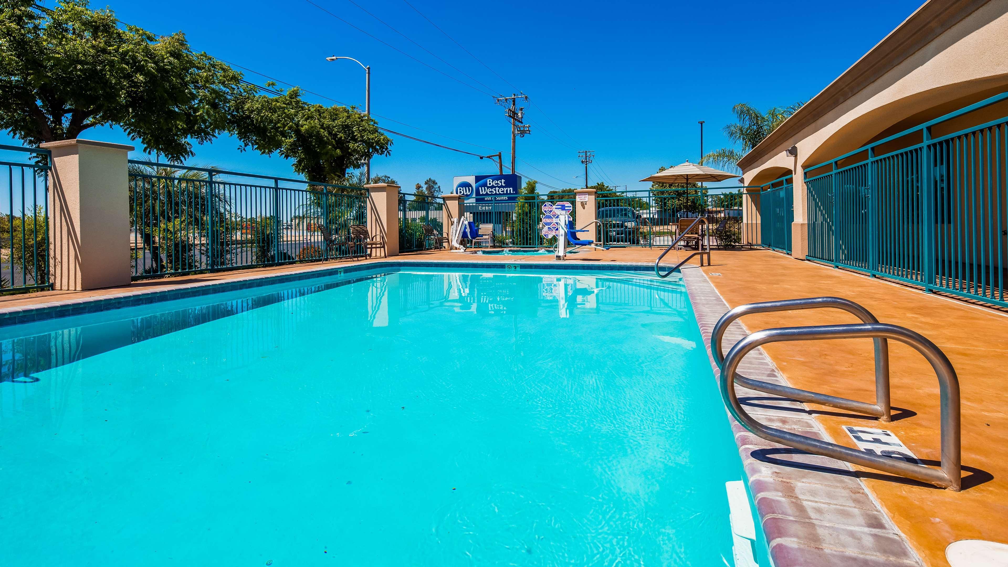 Best Western Exeter Inn & Suites Exterior photo