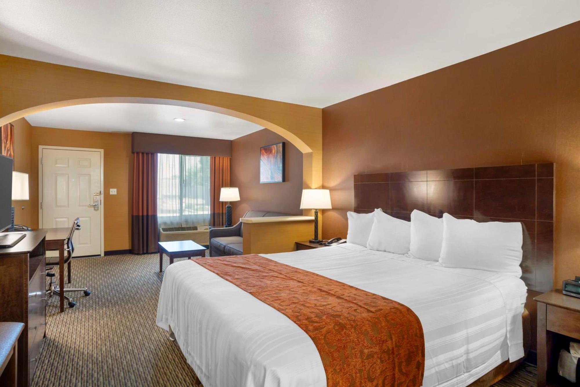 Best Western Exeter Inn & Suites Exterior photo